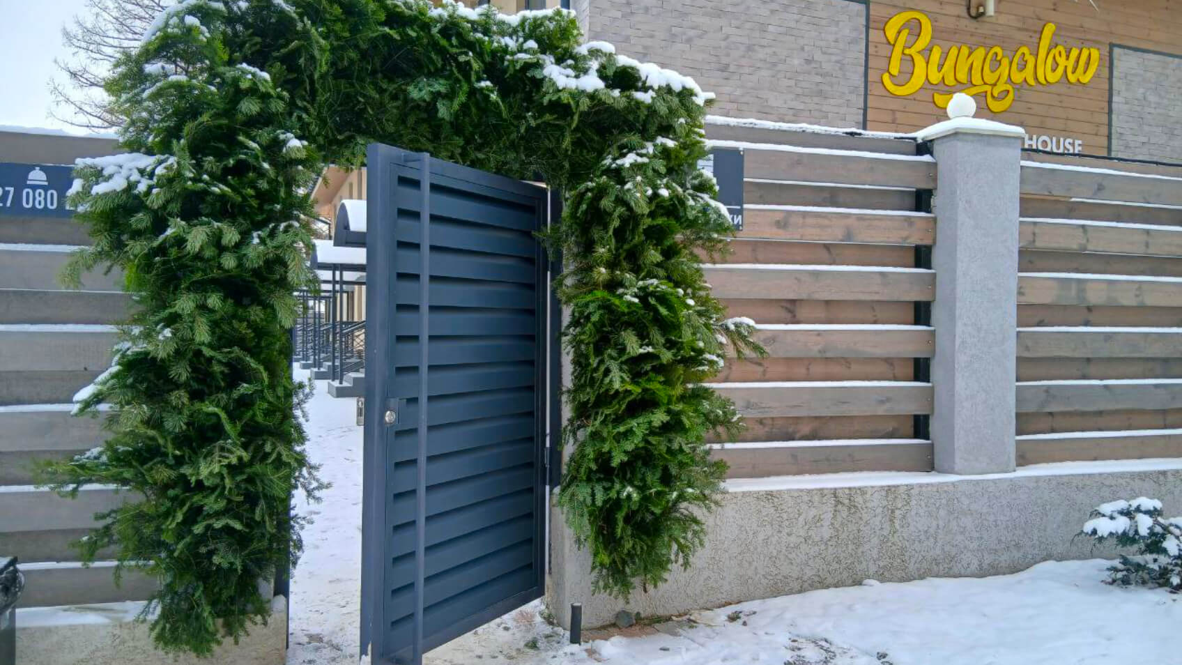 Фото 1 Забор жалюзи ХайТек 7024 МАТТЕ Серый Графит матовый двусторонний